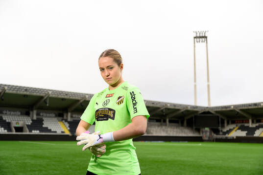 Häckens nyförvärv Fanney Birkisdóttir