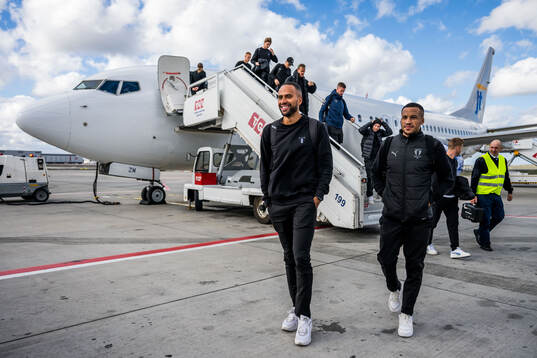 Isaac Kiese Thelin and Martin Olsson of Malmö FF