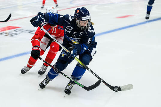 Oona Koukkula of Finland and Lena Marie Lutz of Switzerland