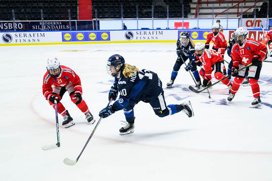 Bläddra bland fler bilder av Ice Hockey, Lidl Hockey Games, Finland - Switzerland