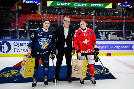 Michelle Karvinen of Finland and Lena Marie Lutz of