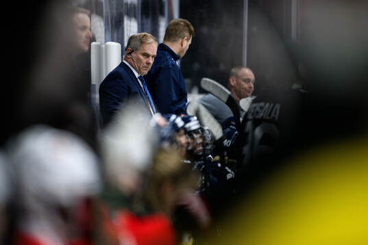 Head coach Juuso Toivola of Finland