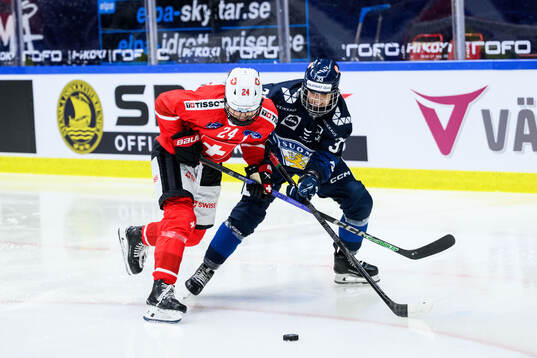 Noemi Ryhner of Switzerland and Michelle Karvinen of Finland