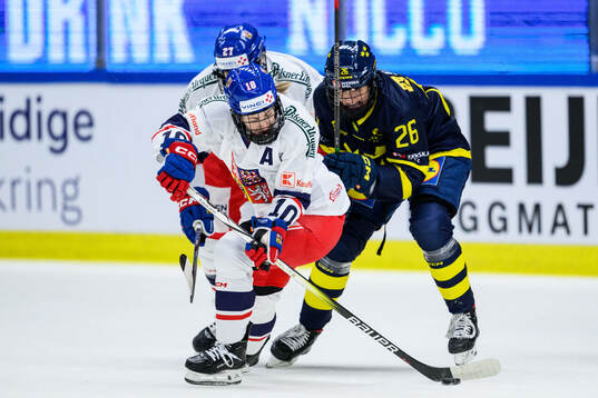 Denisa Krizova of Czech Republic and Hanna Olsson of Sweden