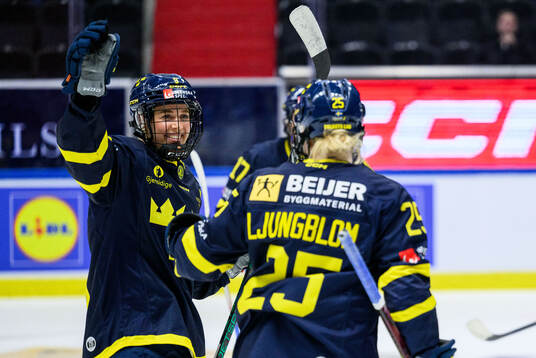 Emma Forsgren and Lina Ljungblom of Sweden celebrates