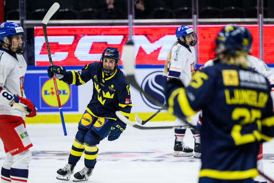 Sofie Lundin of Sweden celebrates