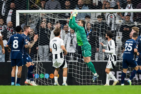 Goalkeeper Ricardo Friedrich of Malmö FF