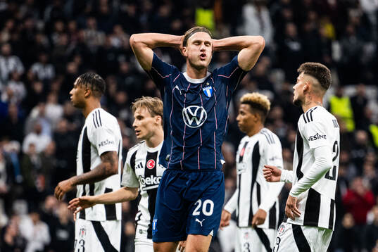 Erik Botheim of Malmö FF looks dejected