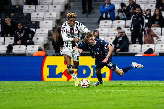 Gedson Fernandes of Besiktas and Hugo Bolin of Malmö FF