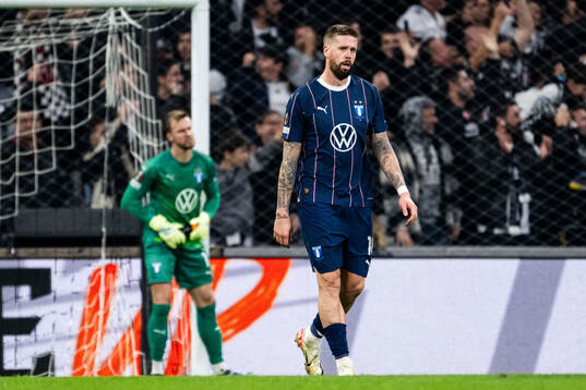 Pontus Jansson of Malmö FF looks dejected