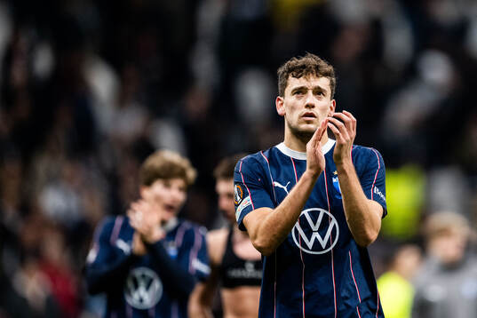 Colin Rösler of Malmö FF looks dejected