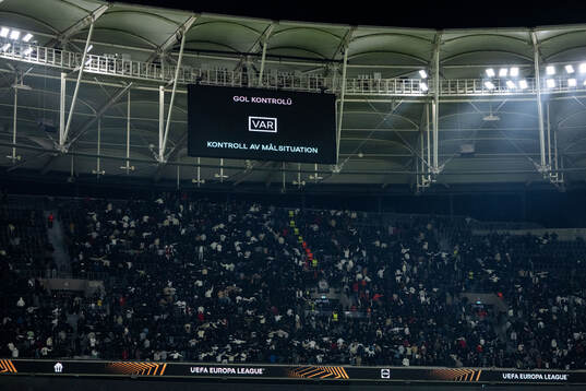 VAR-check of 2-1 goal