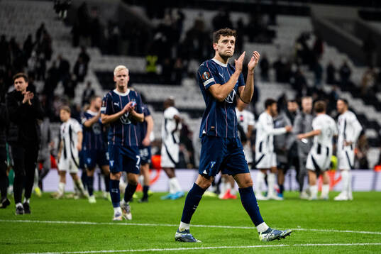 Colin Rösler of Malmö FF looks dejected