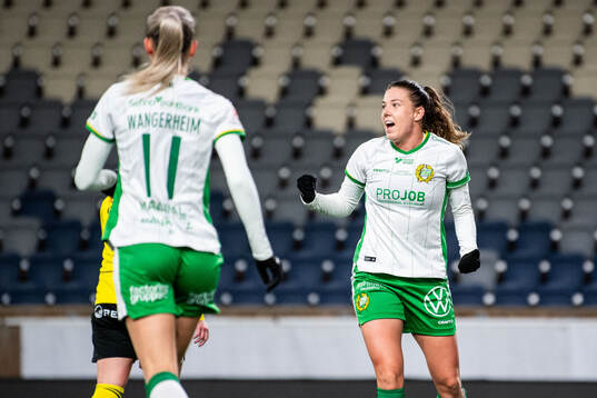 Hammarbys Emma Westin jublar
