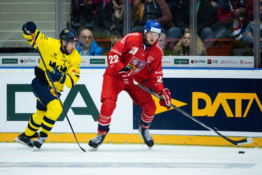 Henrik Tömmernes of Sweden and Jachym Kondelik of Czech