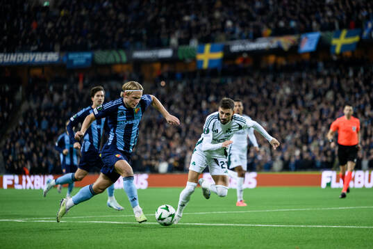 Tobias Gulliksen of Djurgården and Filip Mladenovic of
