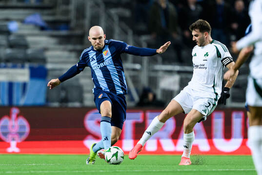 Marcus Danielson of Djurgården and Fotis Ioannidis of
