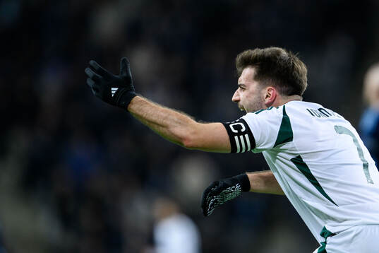 Fotis Ioannidis of Panathinaikos reacts