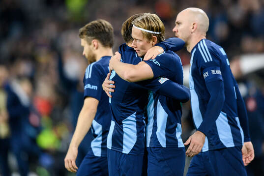 Tobias Gulliksen of Djurgården celebrates with Daniel