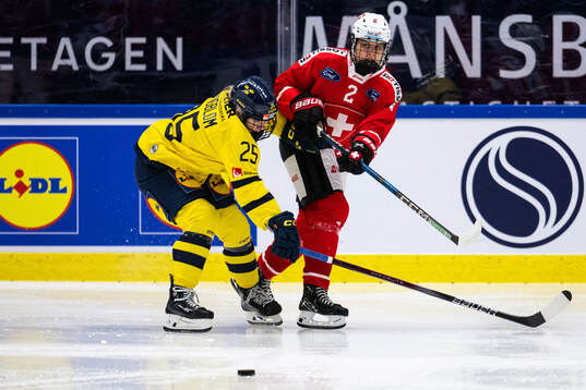 Lina Ljungblom of Sweden and Annic Buchi of Switzerland