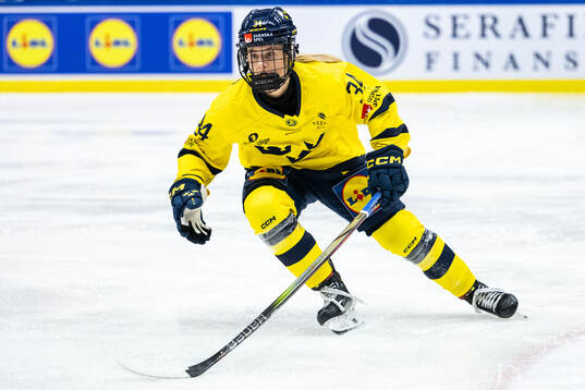 Mira Hallin of Sweden