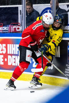 Janine Hauser of Switzerland and Wilma Sundin of Sweden