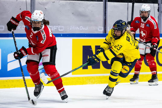 Annic Buchi of Switzerland and Thea Johansson of Sweden