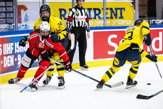 Alessia Baechler of Switzerland and Ebba Hedqvist of Sweden
