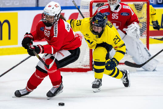 Alessia Baechler of Switzerland and Felizia
