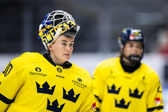 Goalkeeper Emma Söderberg of Sweden