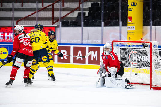 Lina Ljungblom of Sweden (not pictured) scores 2-1 behind