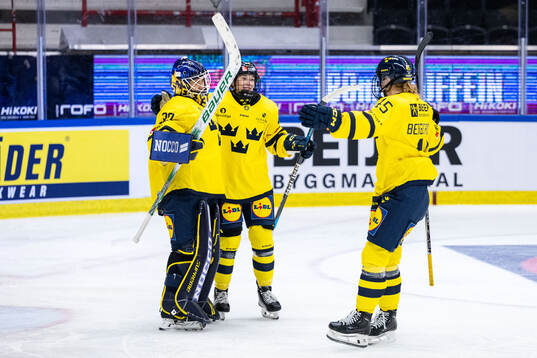 Players of Sweden celebrate