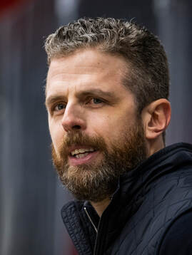 Head coach Ulf Lundberg of Sweden