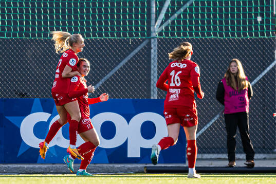Anna Nerland Aahjem of Brann celebrates