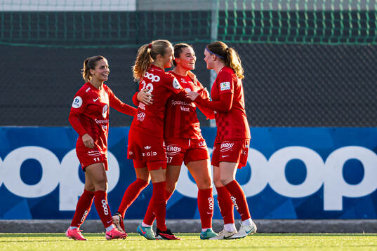 Anna Nerland Aahjem of Brann celebrates