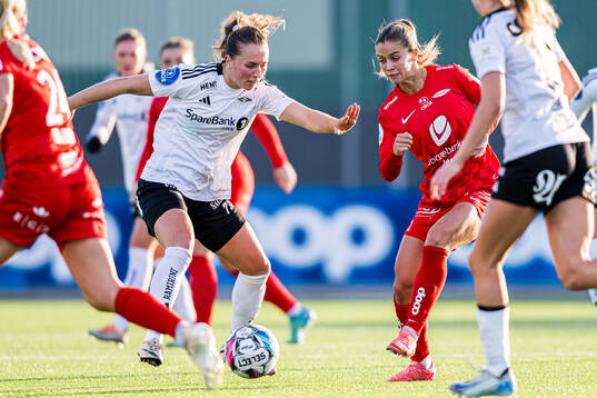 Matilde Alsaker Rogde of Rosenborg and Johanna Anna Maria