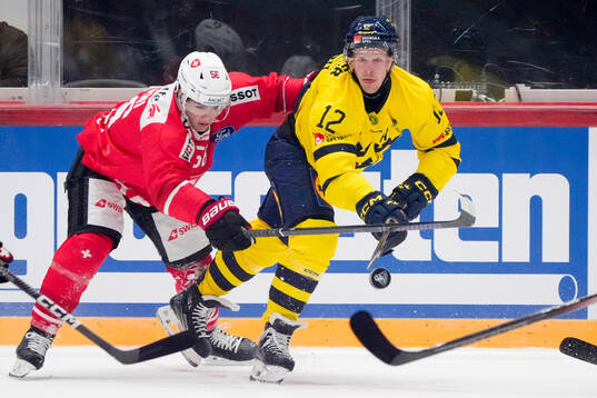 Tim Berni of Switzerland and Max Friberg of Sweden