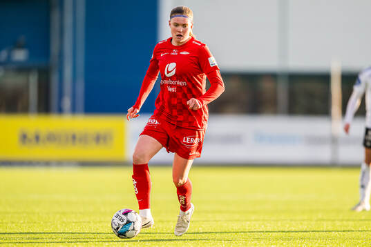 Signe Gaupset of Brann