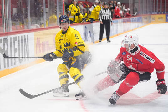 Victor Söderström of Sweden and Christian Marti of