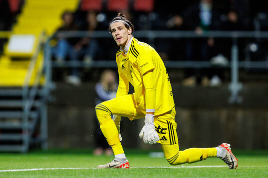 Östersunds Adam Benediktsson deppar