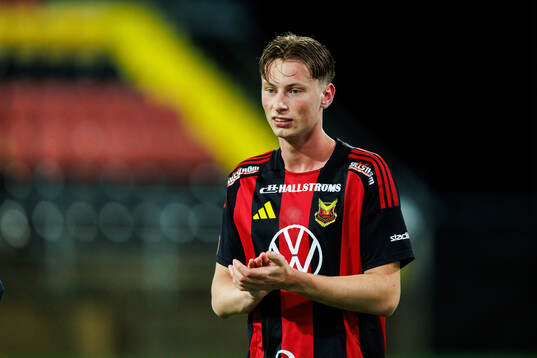 Östersunds Philip Bonde jublar