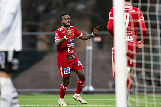 Bläddra bland fler bilder av Fotboll, Superettan, Skövde AIK - Örebro