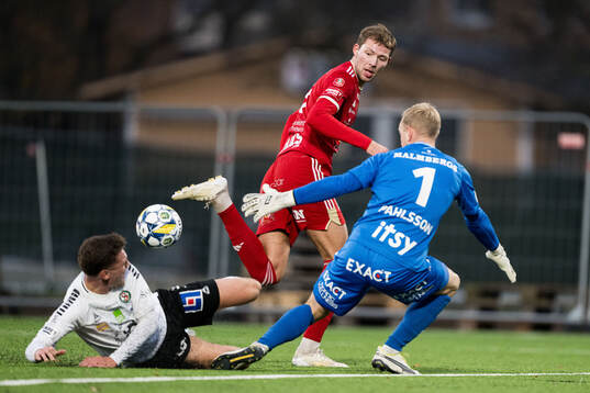 Skövde AIKs Stefan Ljubicic och Örebros Samuel Kroon och