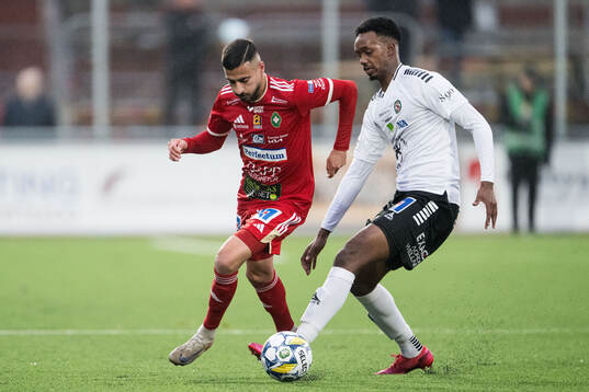 Skövde AIKs Elmar Abraham och Örebros Hamse Shagaxle