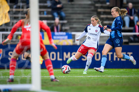 Rosengårds Ria Noora Minerva Öling och Djurgårdens Elin