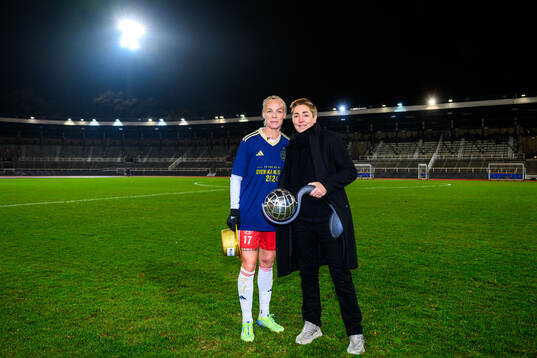 Rosengårds Caroline Seger och sportchef Therese Sjögran