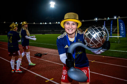 Rosengårds Hanna Andersson  jublar med Kronprinsessan