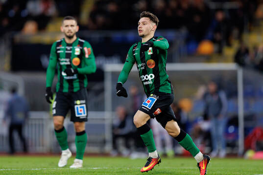 Varbergs Isak Bjerkebo jublar