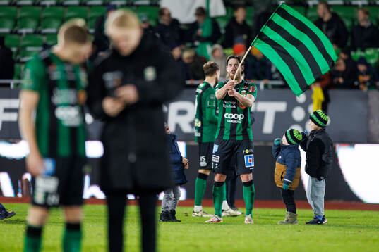 Varbergs Robin Tranberg jublar