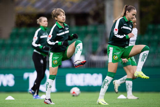 Hammarbys Suzu Amano och Vilde Hasund